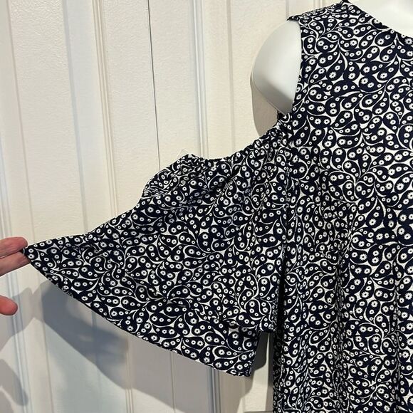 Michael Michael Kors Navy/White Short Sleeve Cold Shoulder Top Size M - Picture 4 of 12